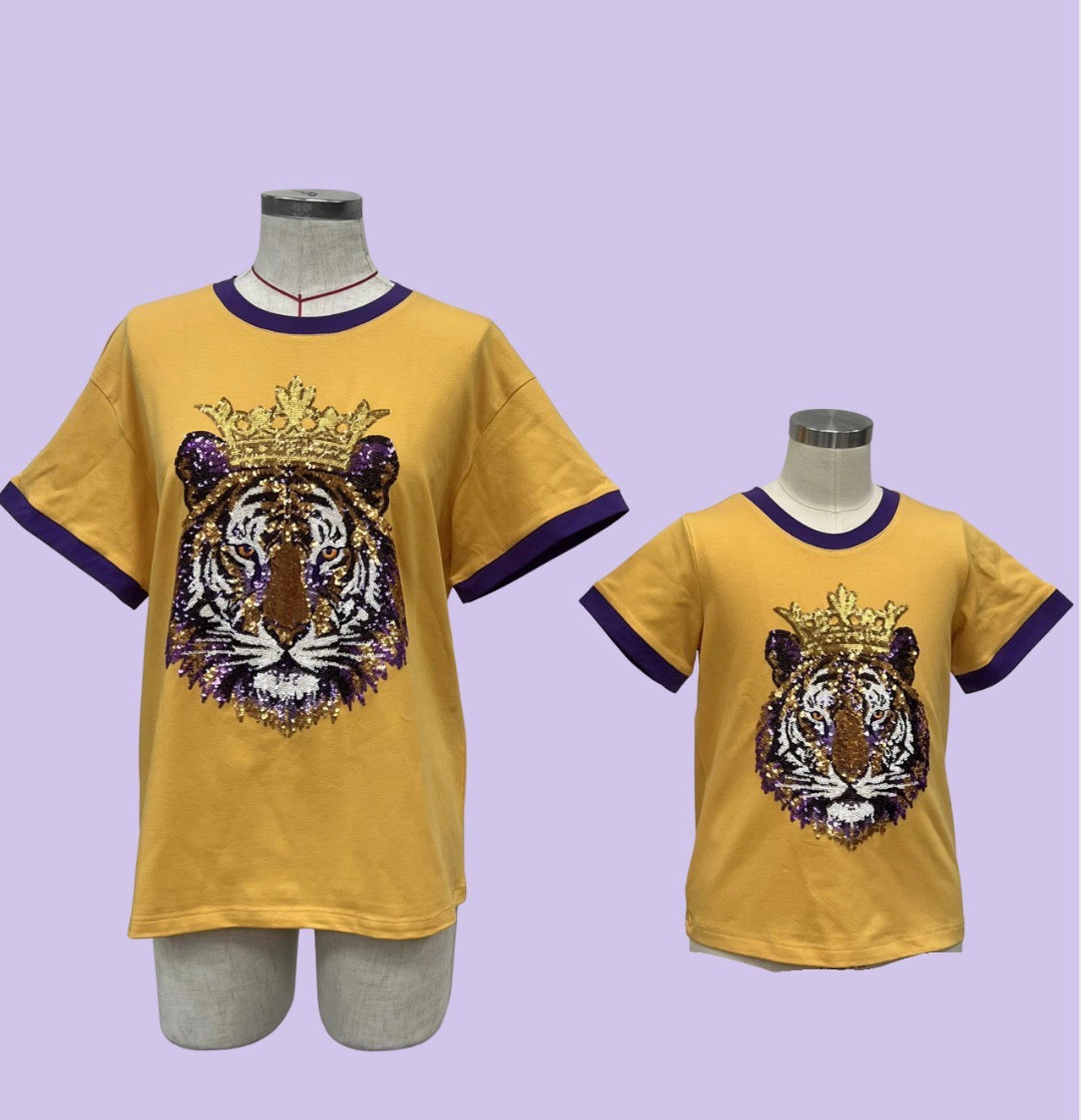 Adult Tiger Queen of everything tee