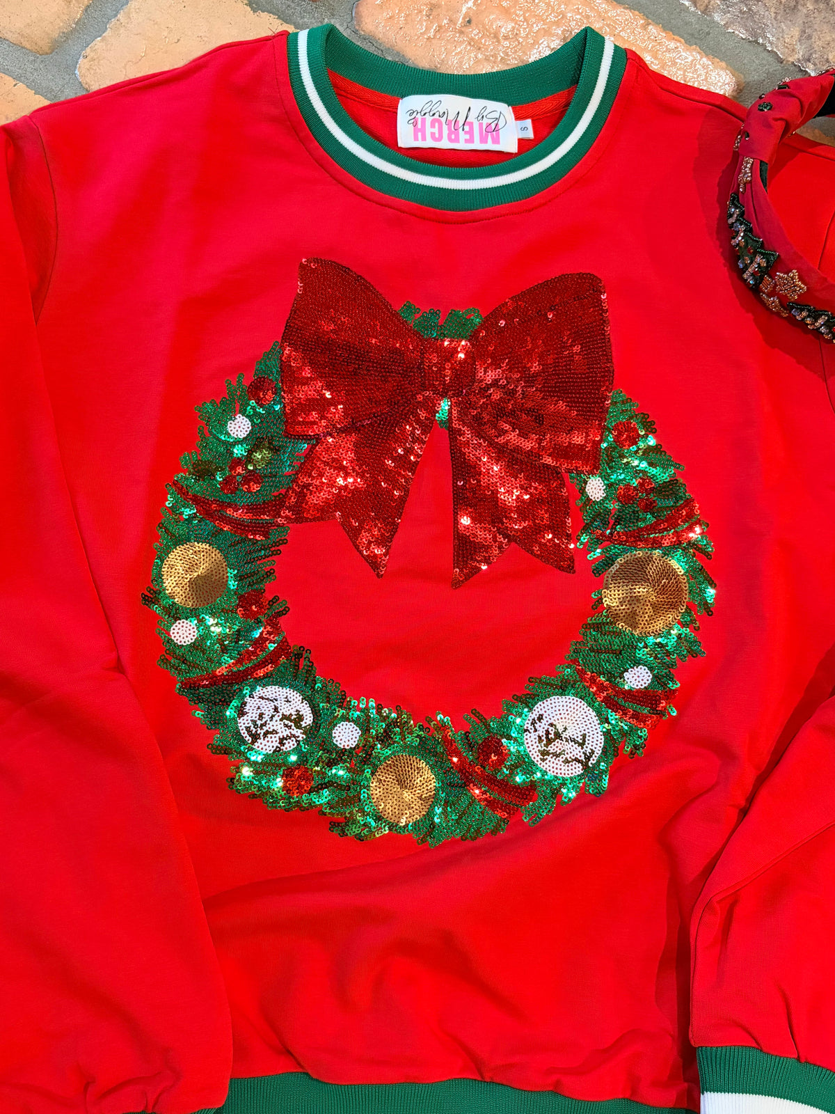 Retro Red Wreath Christmas Sweatshirt
