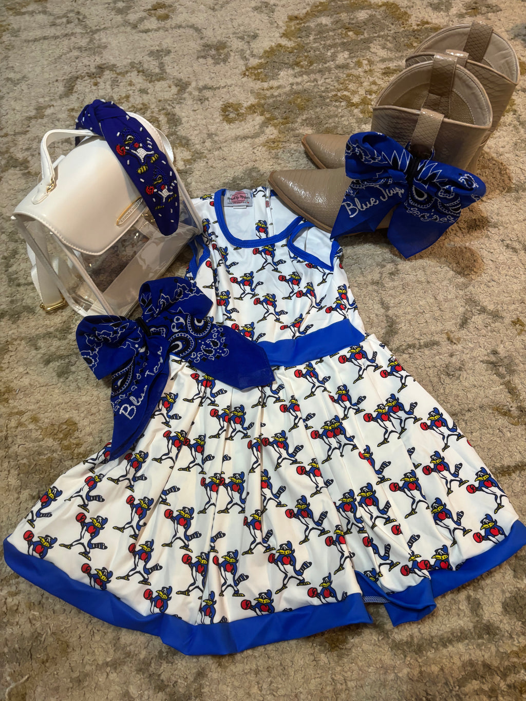 Blue Jay clip on bow
